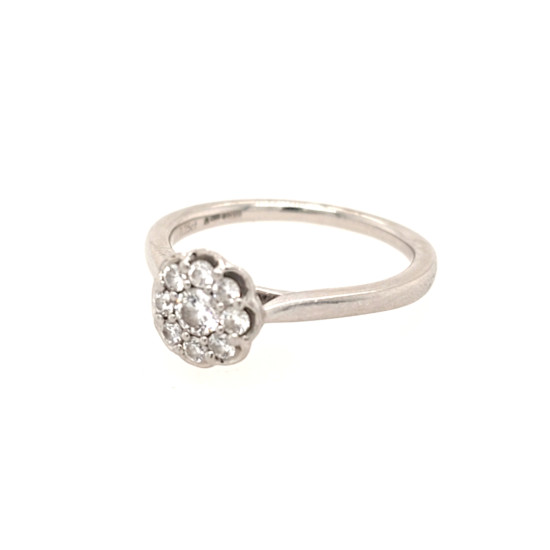 Pre Owned Platinum Diamond Cluster Ring ZV866 Pre Owned Platinum Diamond Cluster Ring ZV866